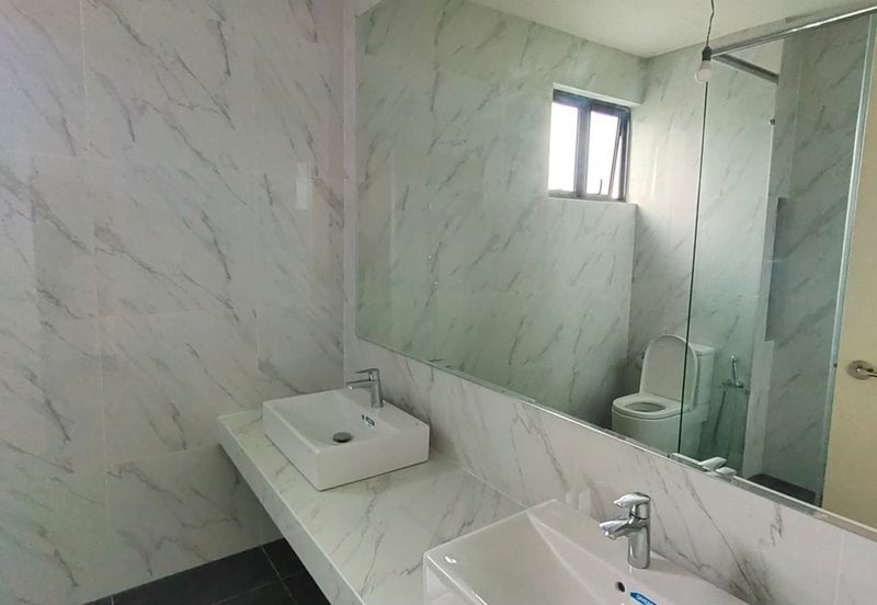 Rafflesia @ The Hill