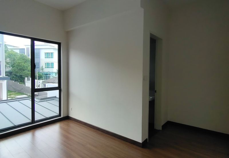 Rafflesia @ The Hill