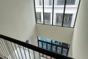 Rafflesia @ The Hill