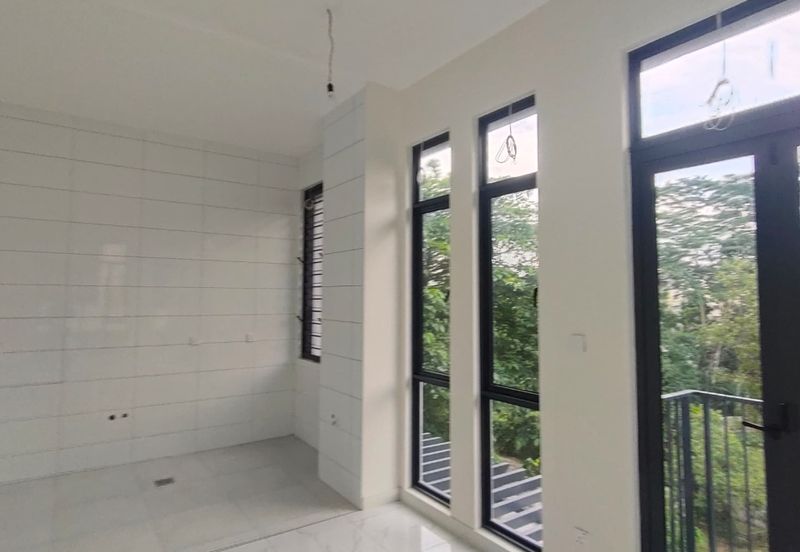 Rafflesia @ The Hill