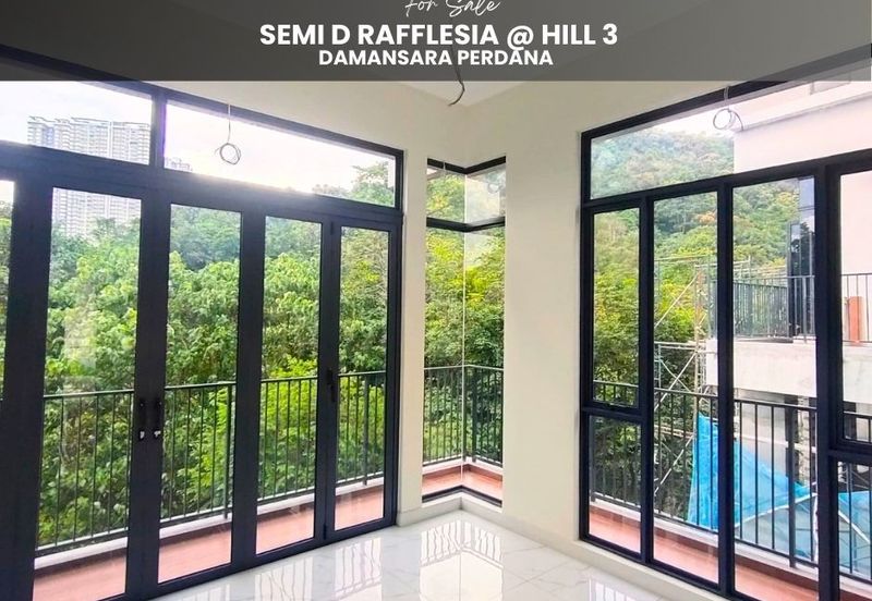 Rafflesia @ The Hill