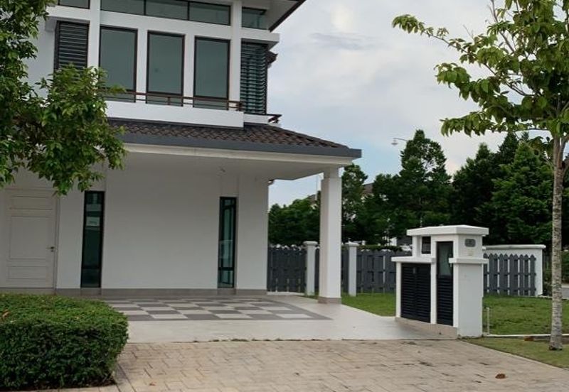 Tenderfields @ Eco Majestic