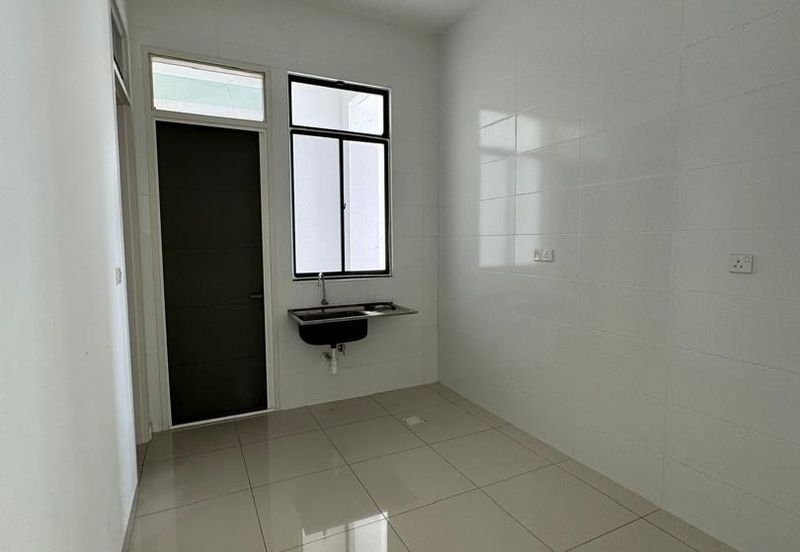 Tenderfields @ Eco Majestic