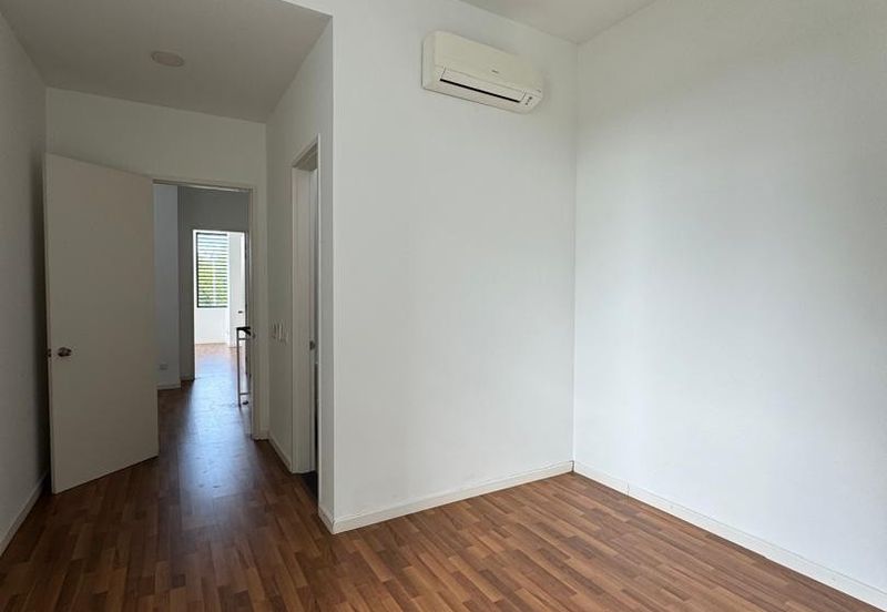 Tenderfields @ Eco Majestic