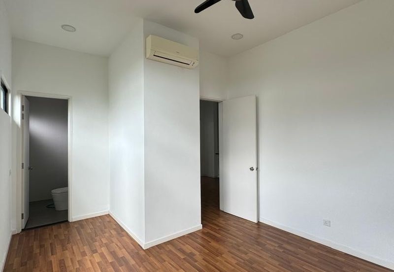 Tenderfields @ Eco Majestic