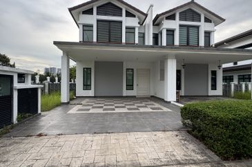 Tenderfields @ Eco Majestic