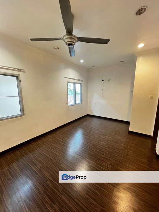 BUNGALOW DOUBLE STOREY KAJANG TAMAN SERI DAMAI, Selangor, Kajang