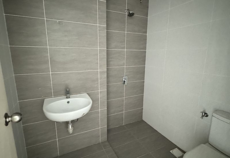 Tenderfields @ Eco Majestic