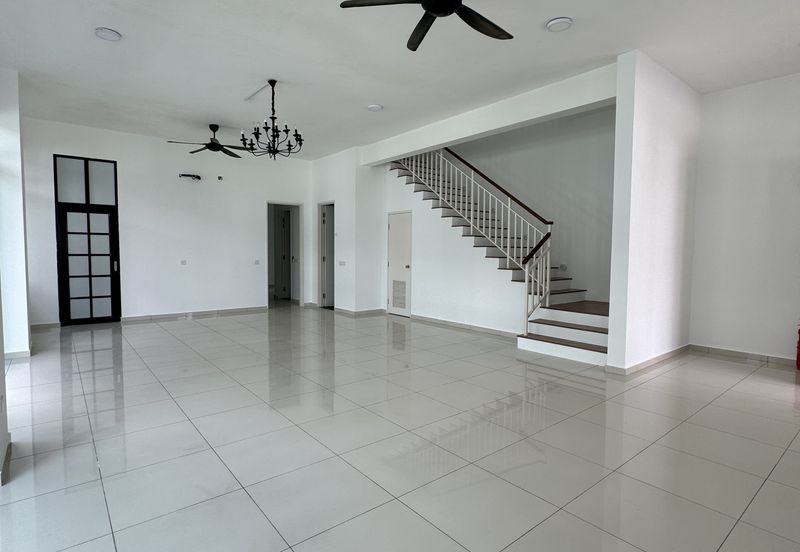 Tenderfields @ Eco Majestic