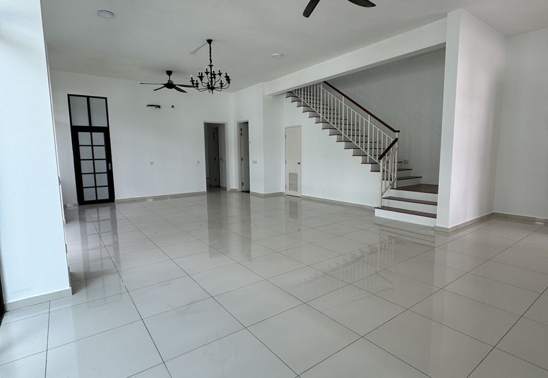 Tenderfields @ Eco Majestic