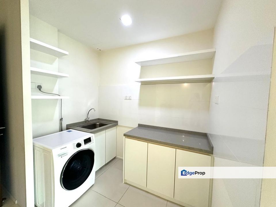 Raffel Tower Studio Unit 1 Carpark Low Floor, Penang, Gelugor