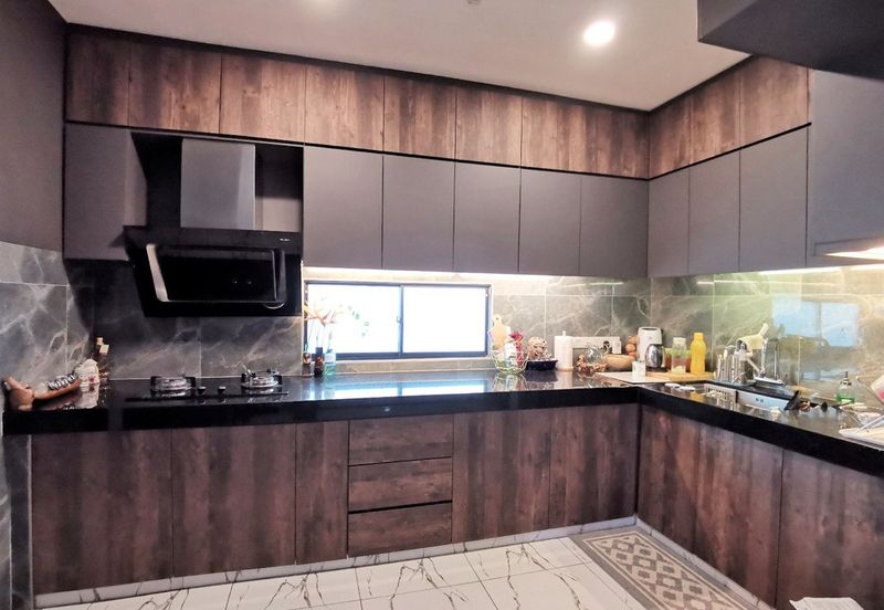 TANJUNG BUNGAH 2-STOREY SEMI DETACHED - TASTEFULLY RENOVATED & FURNISHED