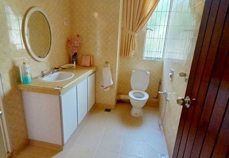  PULAU TIKUS SPACIOUS BUNGALOW