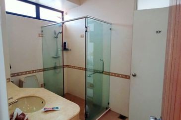  PULAU TIKUS SPACIOUS BUNGALOW