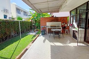  PULAU TIKUS SPACIOUS BUNGALOW