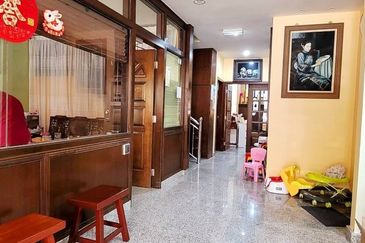 PULAU TIKUS SEMI-D SPACIOUS