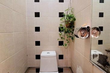 PULAU TIKUS SEMI-D SPACIOUS