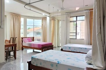 PULAU TIKUS SEMI-D SPACIOUS