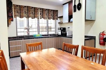 PULAU TIKUS SEMI-D SPACIOUS