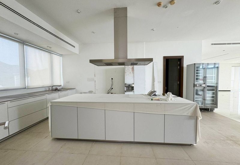 Infinity Beachfront Super Condominium