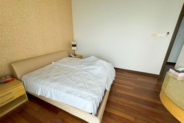 Infinity Beachfront Super Condominium