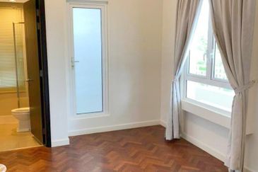 Quayside Seafront Resort Condominium