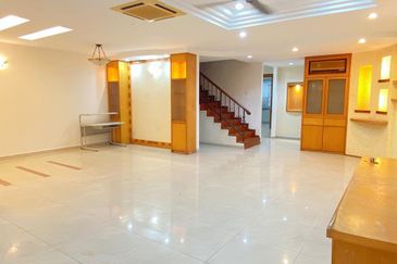 Jalan Pantai Aziz Ibrahim