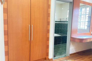 Jalan Pantai Aziz Ibrahim