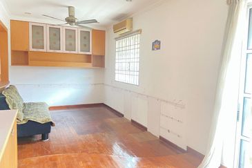 Jalan Pantai Aziz Ibrahim