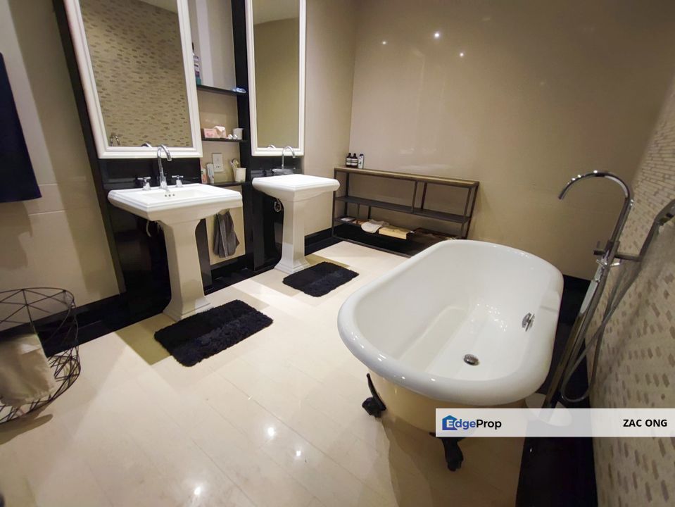 QUAYSIDE TANJUNG TOKONG ANDAMAN CONDO - FULLY RENOVATED & FURNISHED, Penang, Tanjung Tokong