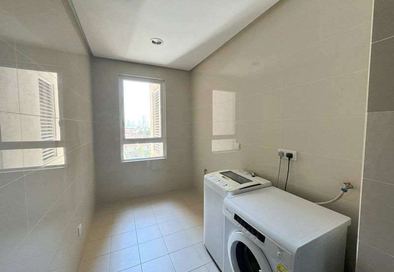 Quayside Seafront Resort Condominium