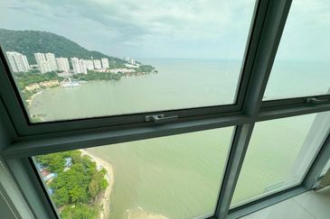 Infinity Beachfront Super Condominium