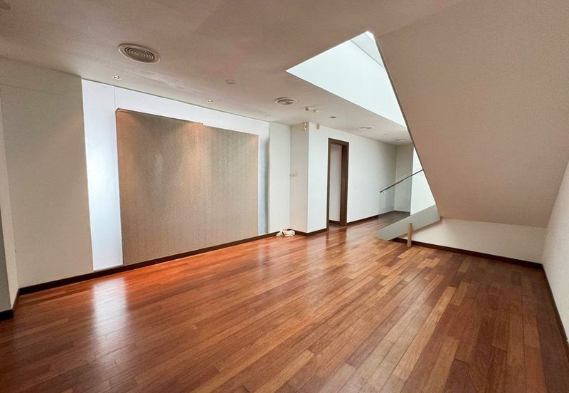 Infinity Beachfront Super Condominium