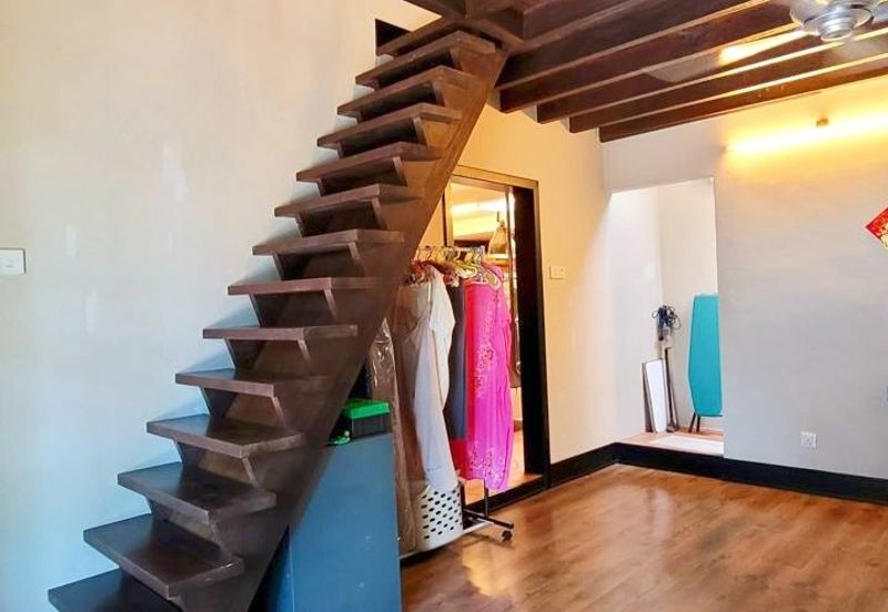 TANJUNG BUNGAH SEMI-DETACHED VILLA FEEL 