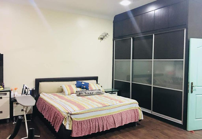 TANJUNG BUNGAH DOUBLE-STOREY SEMI-D 