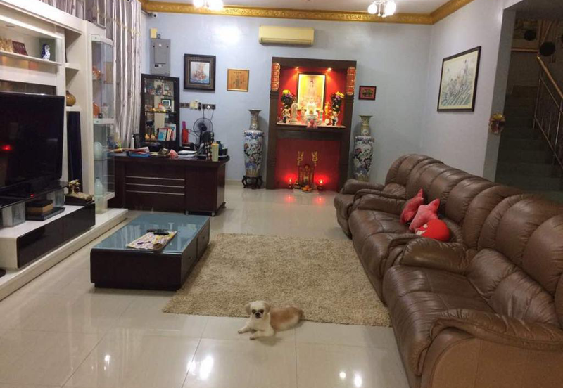 TANJUNG BUNGAH DOUBLE-STOREY SEMI-D 