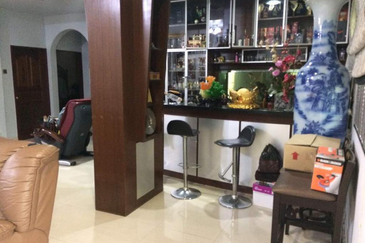 TANJUNG BUNGAH DOUBLE-STOREY SEMI-D 