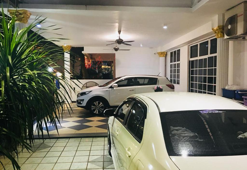 TANJUNG BUNGAH DOUBLE-STOREY SEMI-D 