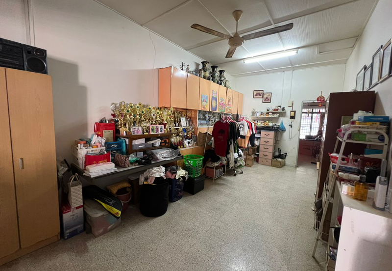 TANJUNG TOKONG, JALAN CHONG LYE HOCK SINGLE-STOREY SEMI-D 