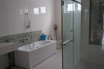 Lorong Lembah Permai 2