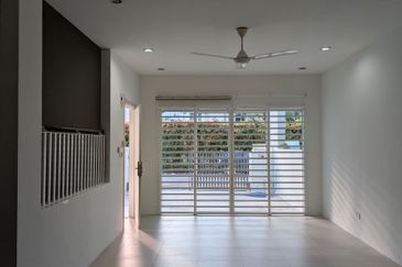 Lorong Lembah Permai 2