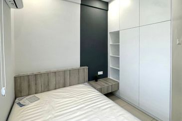 The Golden Triangle 2