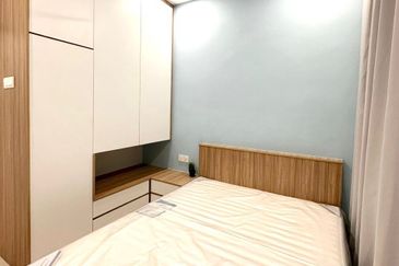 The Golden Triangle 2