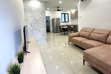 The Golden Triangle 2