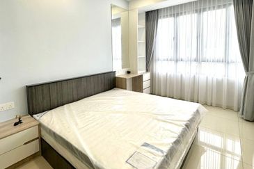 The Golden Triangle 2