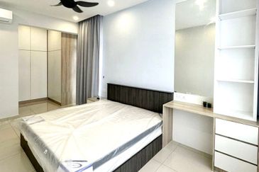 The Golden Triangle 2