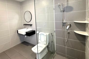 The Golden Triangle 2