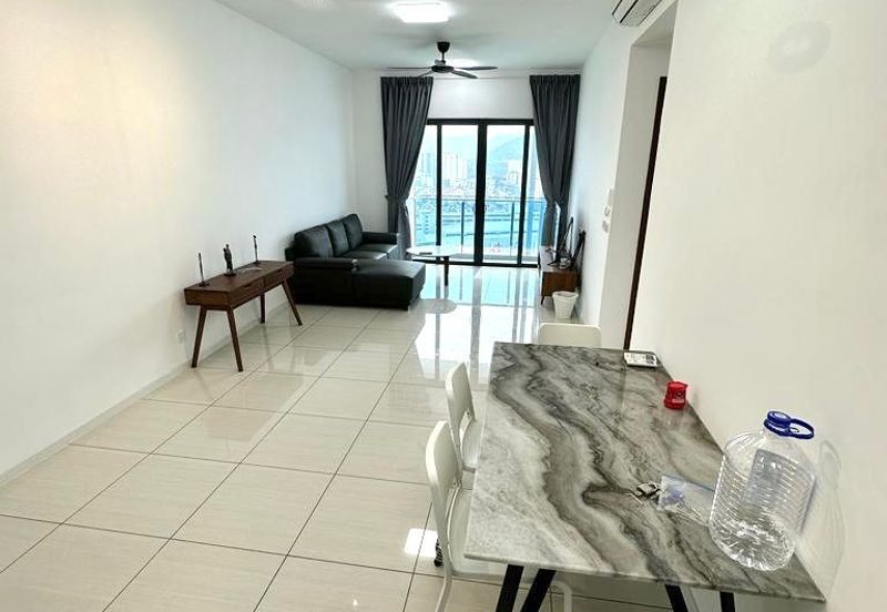 Queens Residences @ Queens Waterfront