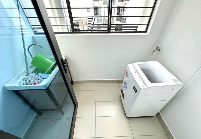 Queens Residences @ Queens Waterfront