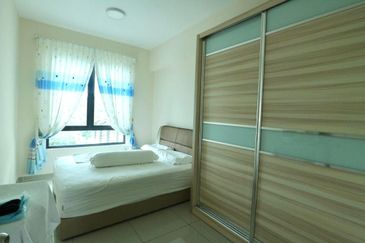 Cityview Freehold Pavillion Resort Teluk Kumbar Fully Renovate Furnish